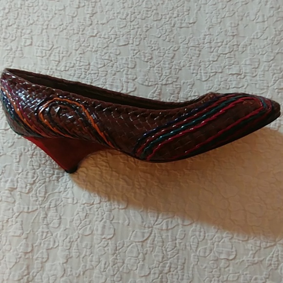 Shoes - Picture 3 of 5